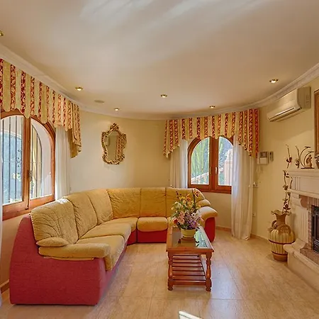 Cruz - Plusholidays Villa Calpe